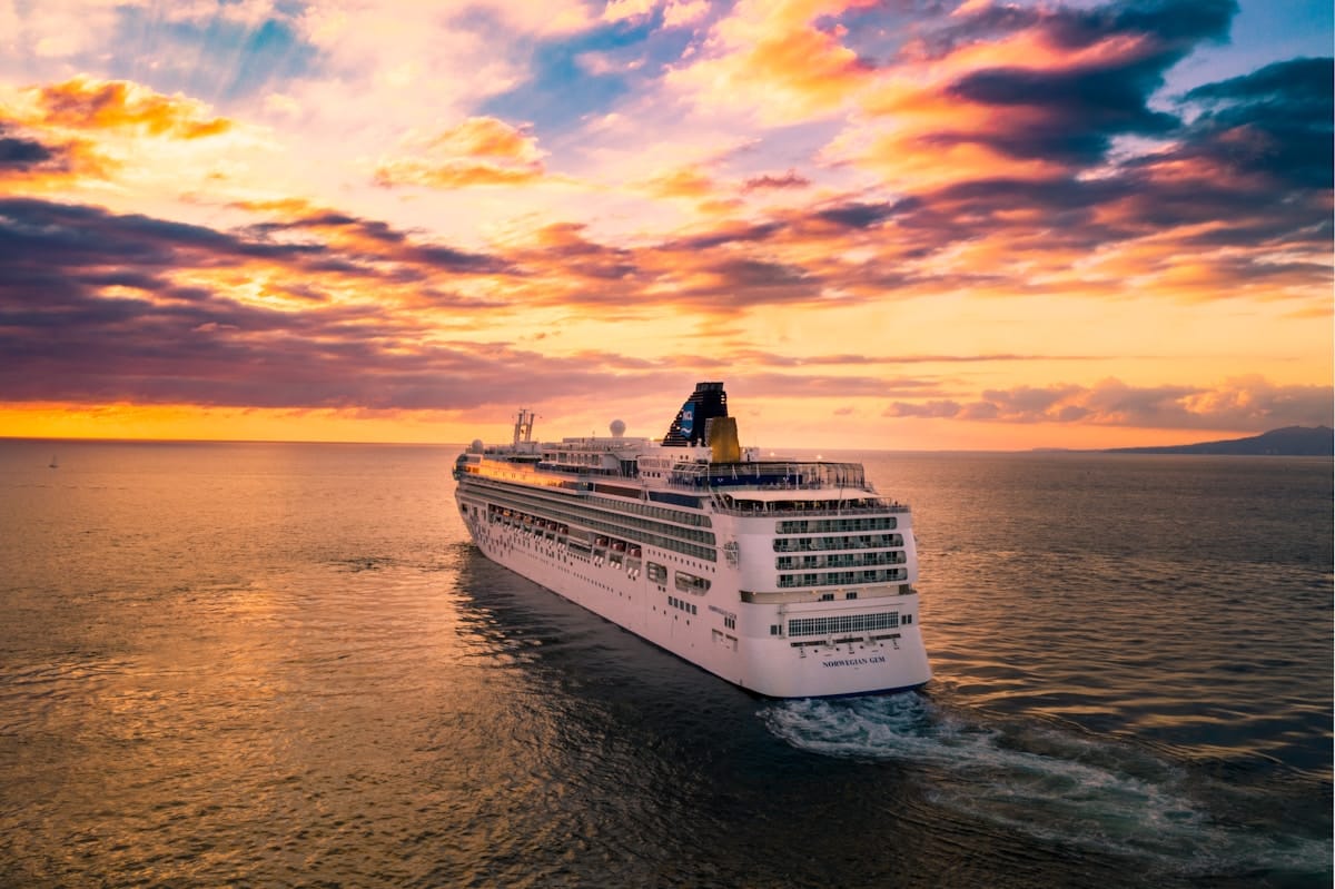 Cruise Tourism Pushed €940 Million Into the Portuguese Economy in 2025 — CLIA's Numbers Show 9,800 Jobs, an €174 Million Buy-Local Bill, and Eight New Multifuel Ships Sailing in 2026