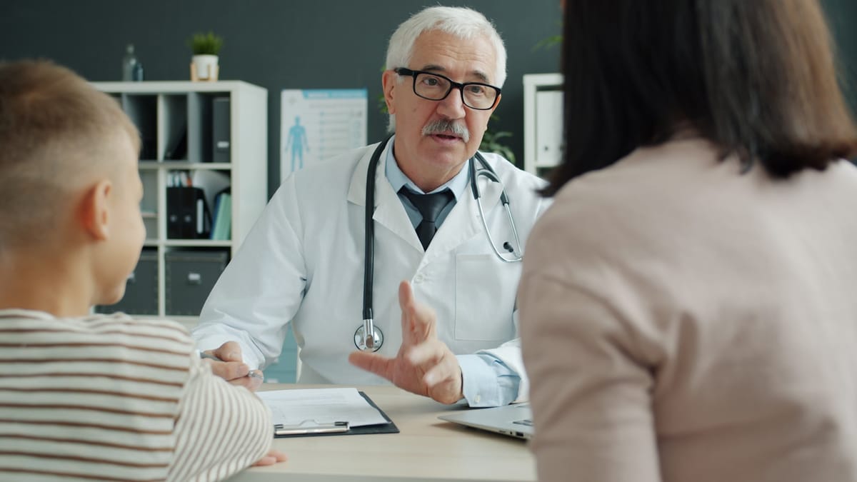 1.59 Million Portuguese Without a Family Doctor as Latest ULS Vacancy Round Loses 60 Percent of Slots — Why the Strategic Pact for Health Hits the Real Wall on Monday