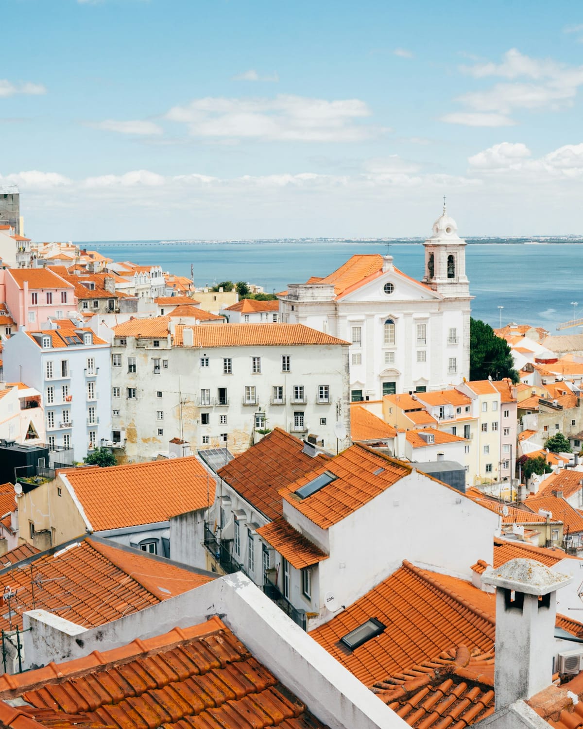 Property Tax in Portugal in 2026: A Practical Guide to IMI, AIMI, IMT, the May Payment Calendar and the Capital-Gains Treatment for Residents and Foreign Owners