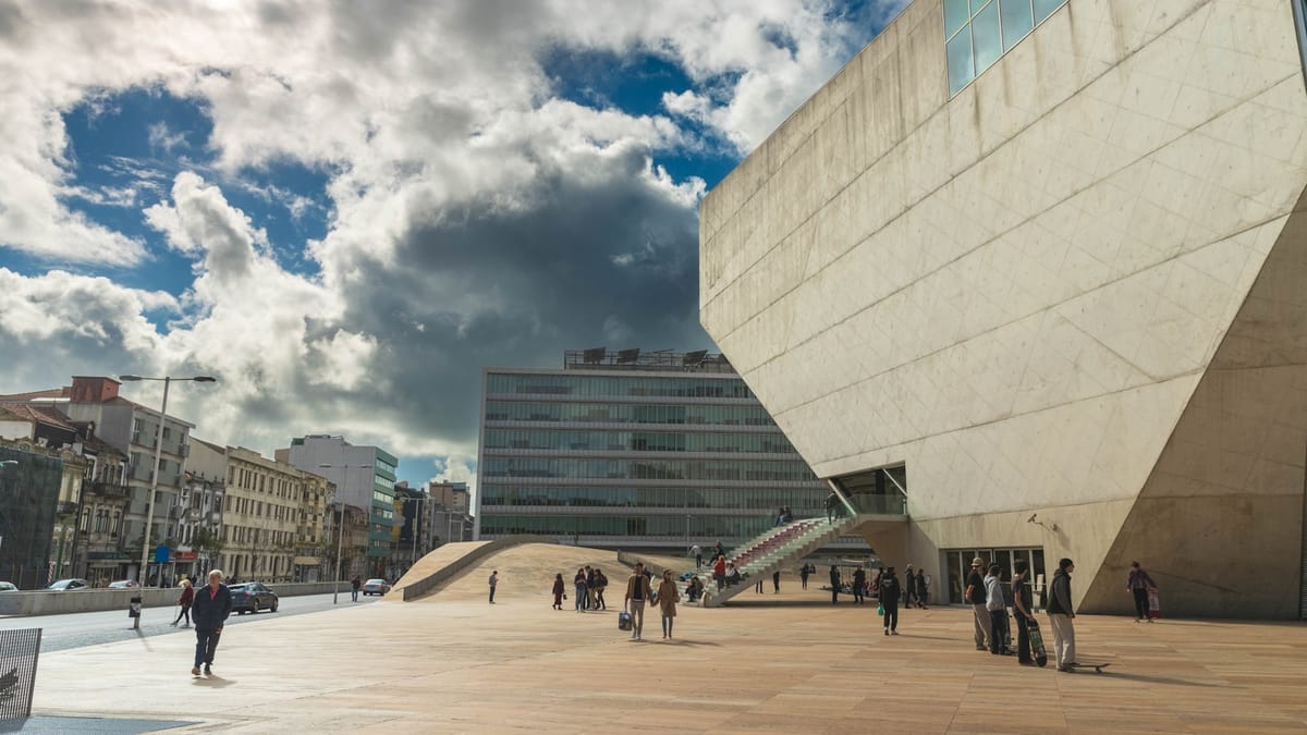 Porto Metro's Linha Rubi Walks Out of the PRR Today as Castro Almeida Confirms a 22-Month Slip — €352 Million Project Now Funded From Fundo Ambiental and the State Budget
