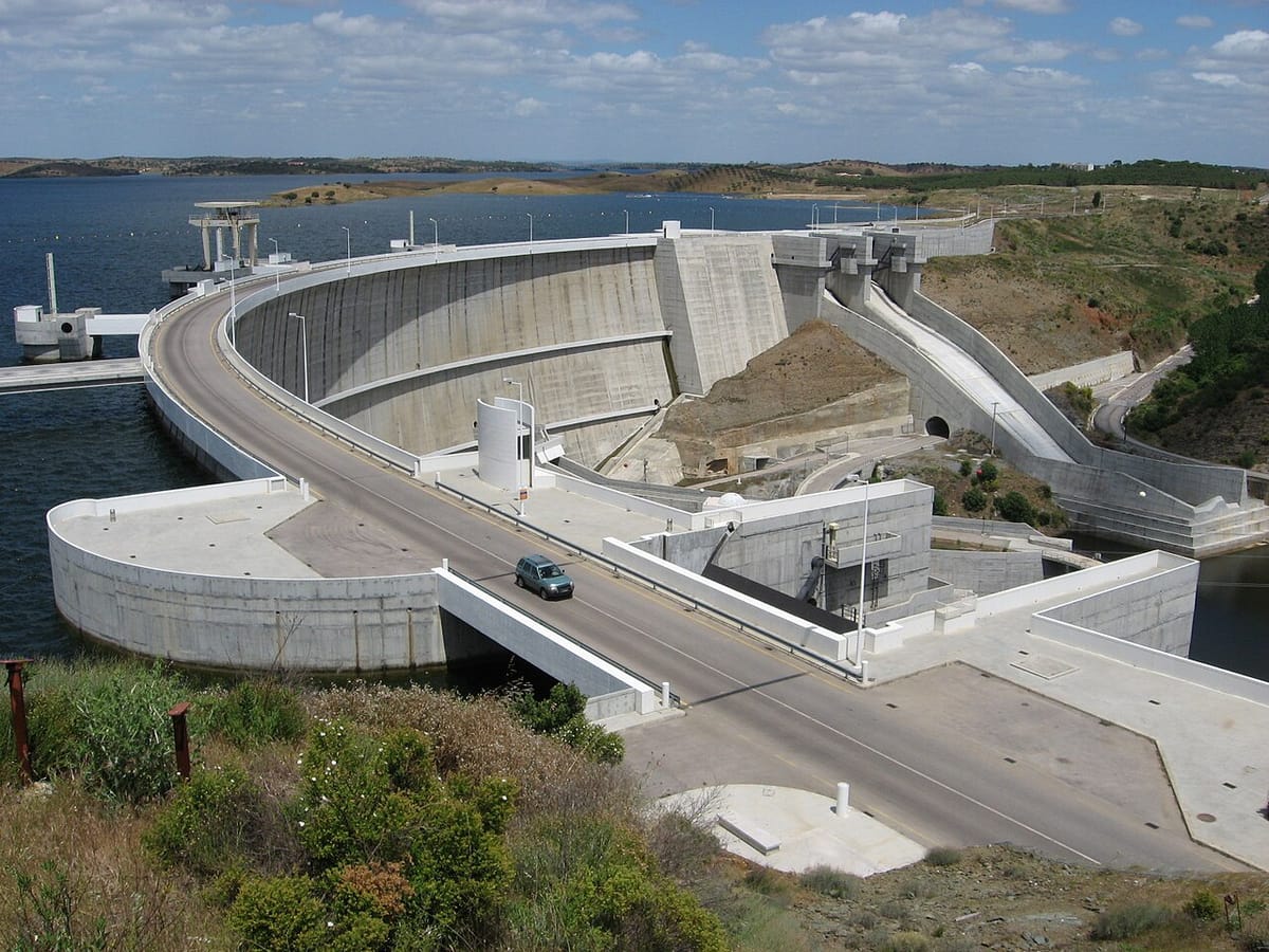 Águas de Portugal's New President Warns Almada Is Not Alone as a Quarter of the Country's Treated Water Leaks From Ageing Pipes