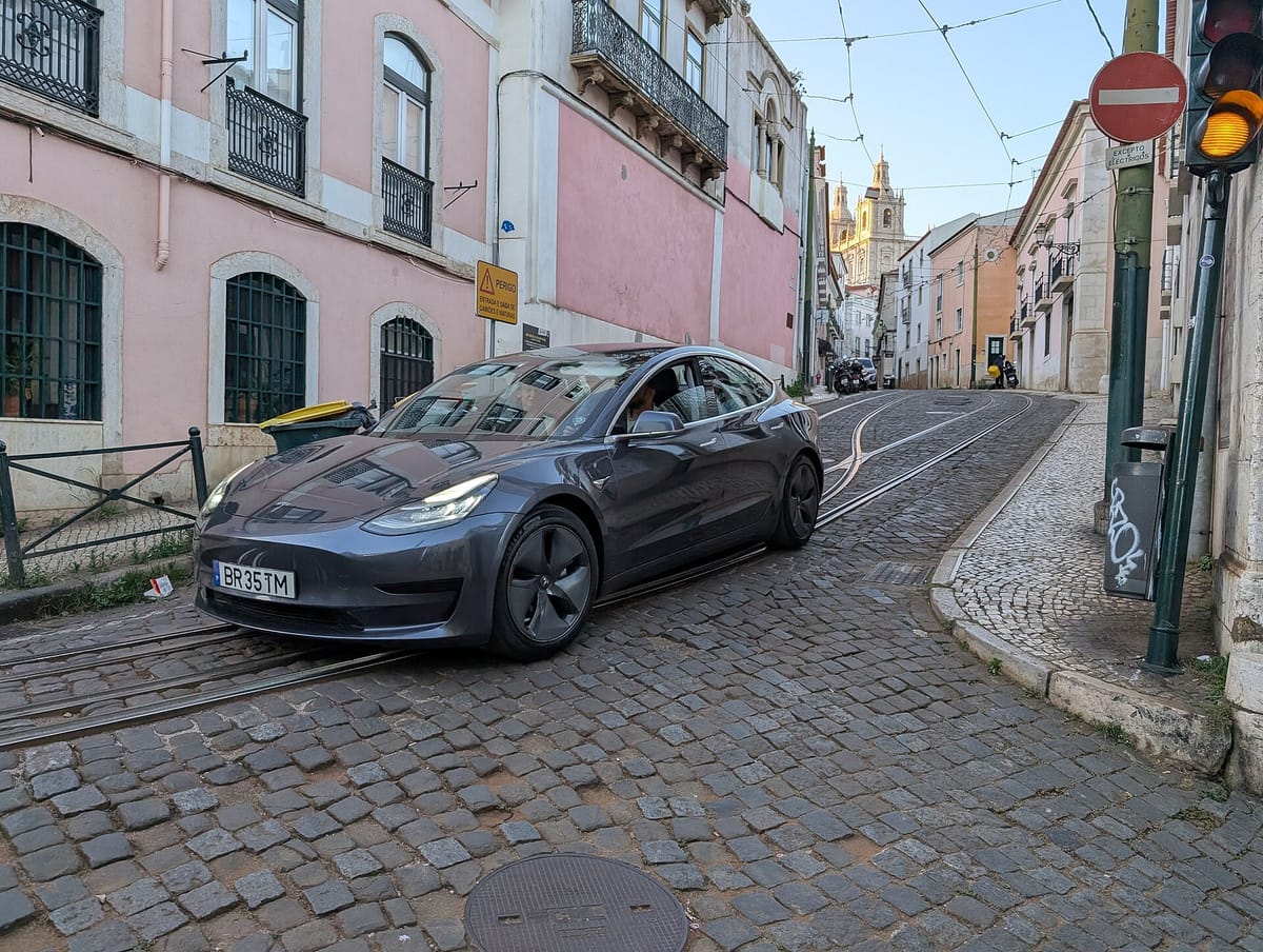 Portugal's New-Car Market Outpaces the EU, With Electrified Models at Nearly Seven in Ten Sales