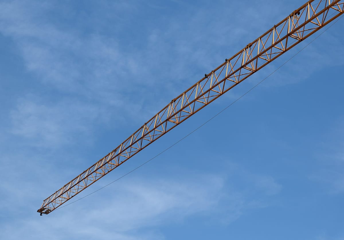 Portugal's Public-Works Tenders Are Running 44% Behind Last Year as the PRR Fades, and the Builders' Body Warns of a 2027 Squeeze