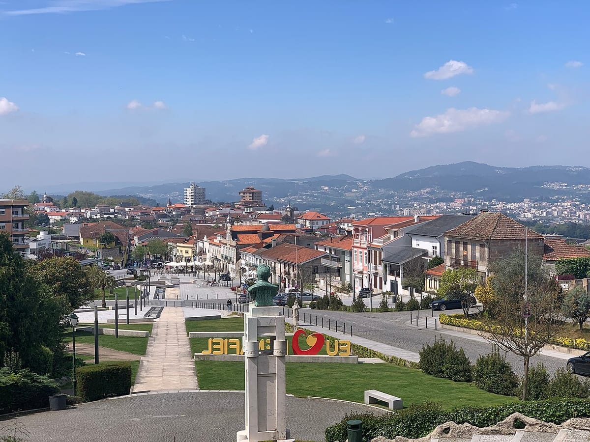 Penafiel Sets a €1 Municipal Building Fee for New Housing, a First in Portugal