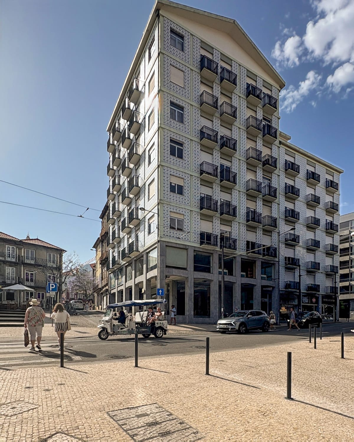 The Certificado Energético in Portugal in 2026 — A Practical Guide to the Energy Rating You Need to Sell or Rent a Home, the A+ to F Scale, the ADENE Fees, the Perito Qualificado and the Fines for Getting It Wrong