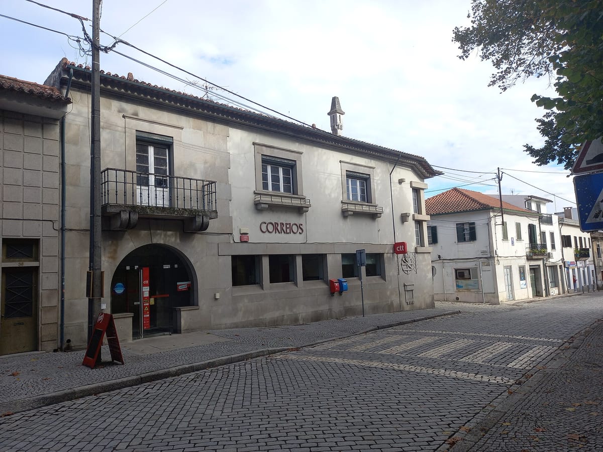 The Euribor Has Overtaken the 2.5 Percent Ceiling Written Into Portugal's Savings Certificates, So September Is Where Savers Stop Sharing the Rise