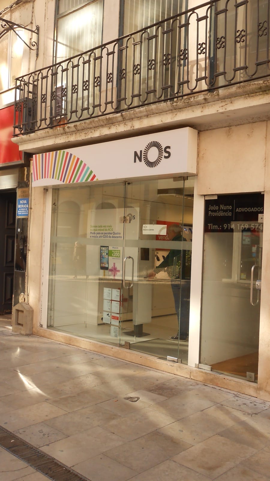 Cancelling a Telecom Contract in Portugal in 2026 — A Practical Guide to the Fidelização Lock-In, the Early-Termination Penalty, Porting Your Number, and the Grounds That Let You Leave for Free