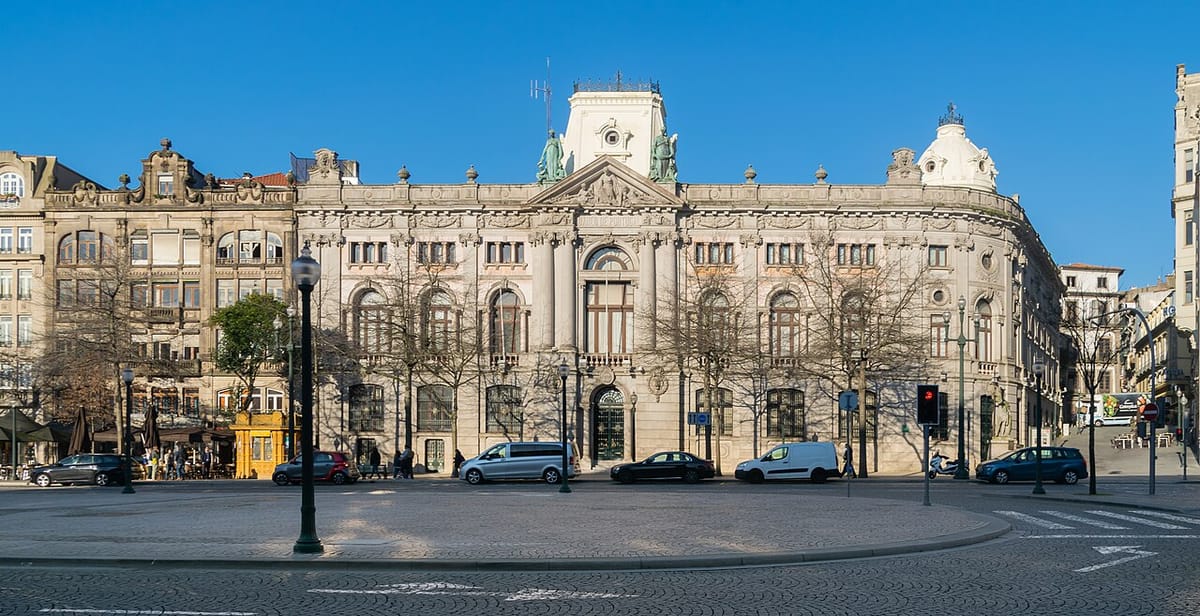The Bank of Portugal Brings a Weekly Counter to Bragança, Its Only Outpost in Trás-os-Montes