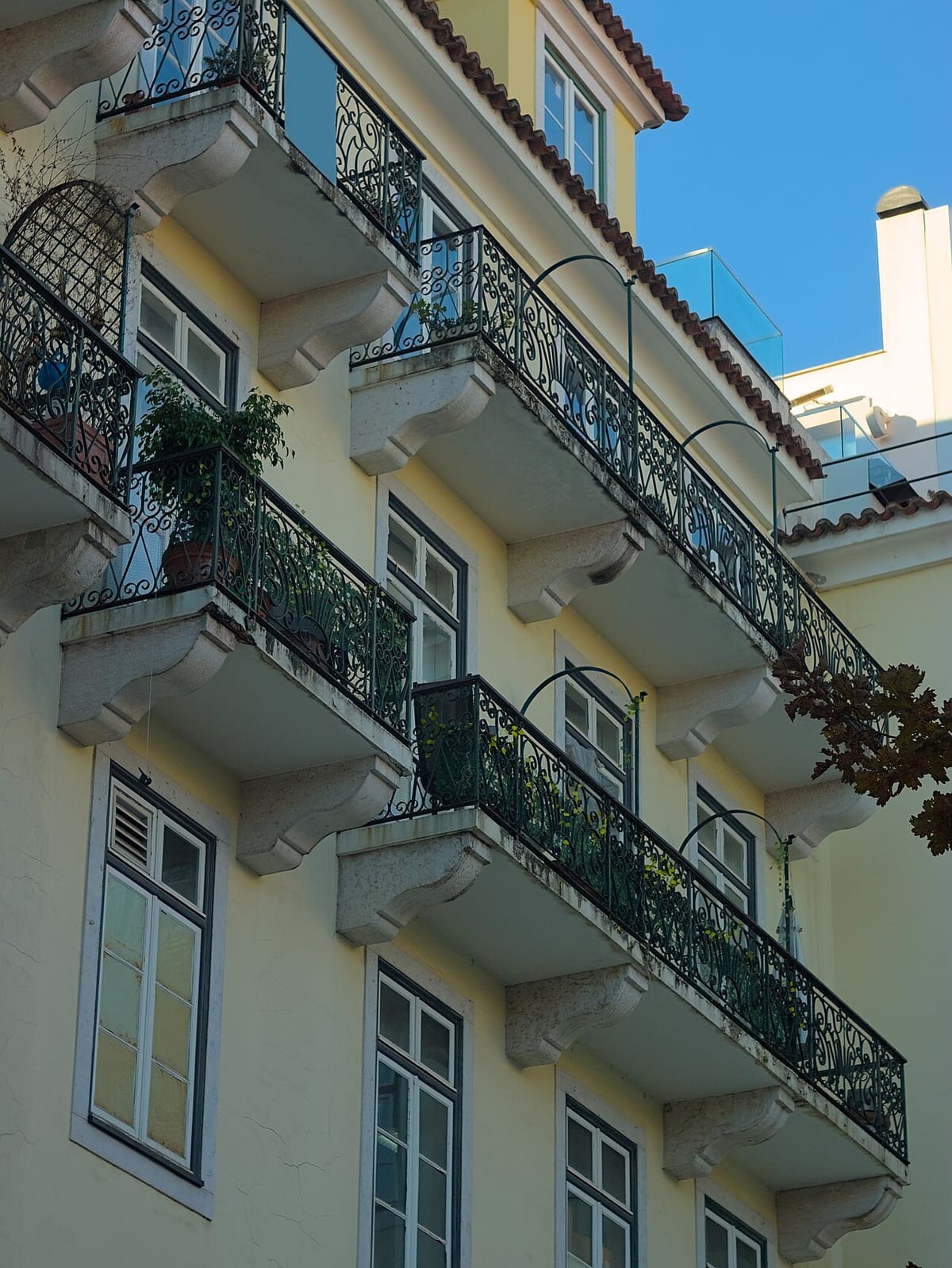 Portugal Fell 300,000 Homes Short of What It Needed in Five Years, a Bank of Spain Study Finds — a Proportionally Deeper Hole Than Spain's
