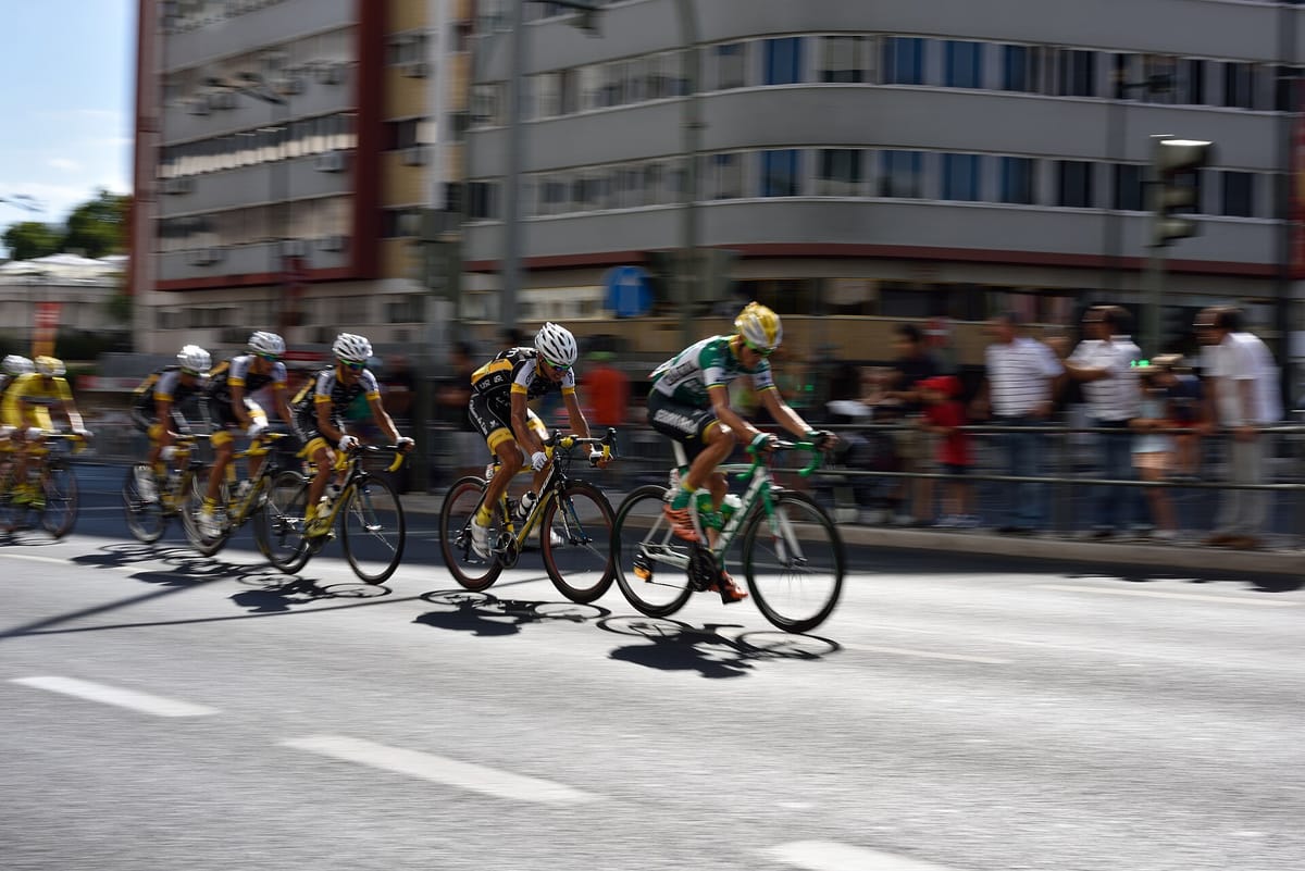 The 87th Volta a Portugal Sets Off From Lisbon With a Danish Rider in Early Yellow