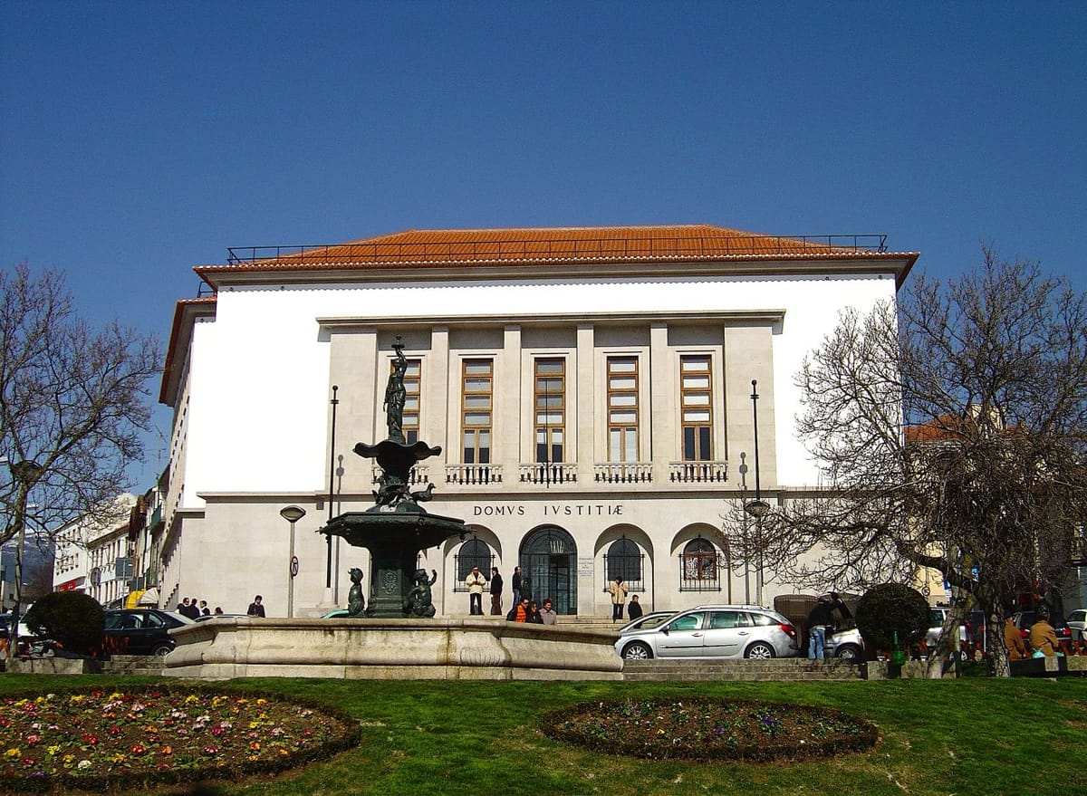 The Killing of a Mother by Her 15-Year-Old Son in Algés Renews Scrutiny of Portugal's Child Protection
