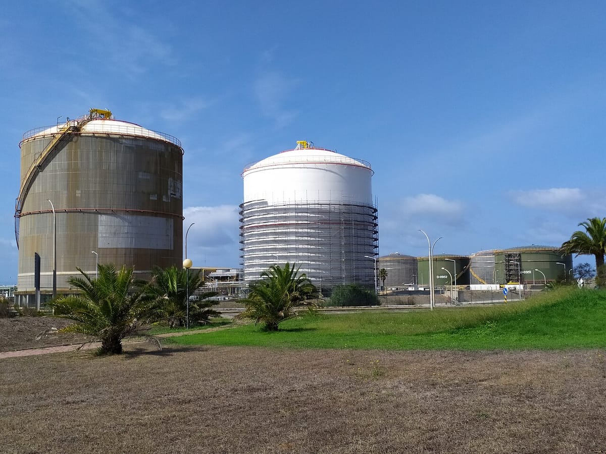 Staff at the Sines LNG Terminal Set a Three-Day Stoppage Over Shifts, in a Grievance Dating Back to 2012