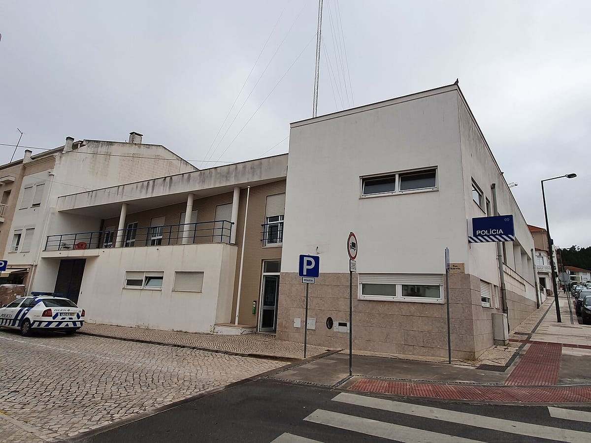 Applications to Join Portugal's PSP Fall 13% Just as the Force Braces for a Wave of Retirements