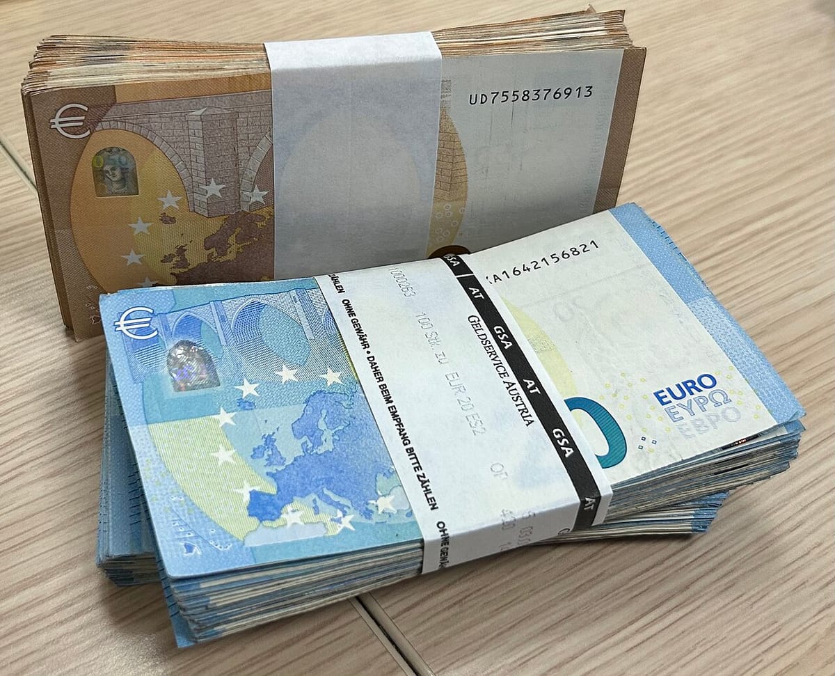 One Abandoned Suitcase in Porto Held More Fake Euros Than Portugal Seized in All of 2025