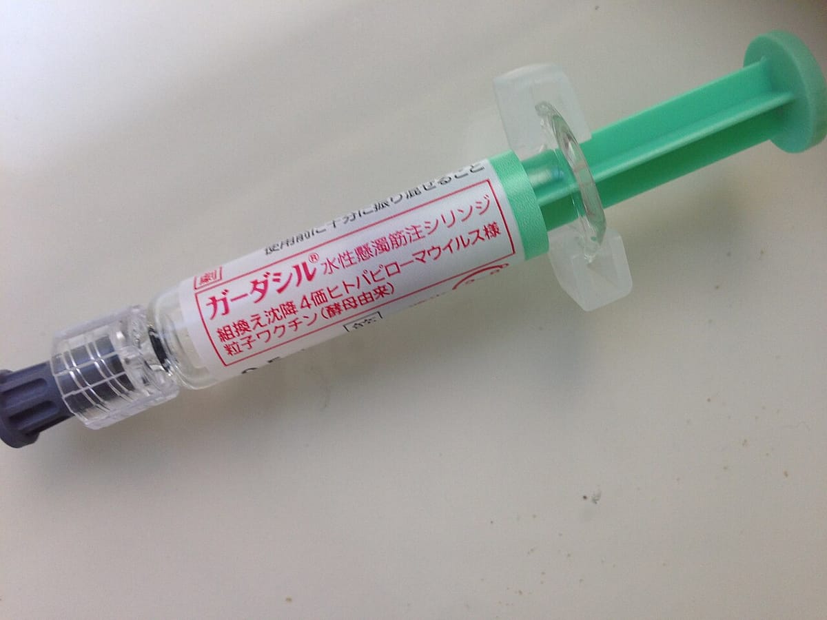 Portugal's Childhood Vaccination Holds Above 95%, but Algarve Councils Lag on HPV and Flu Shots