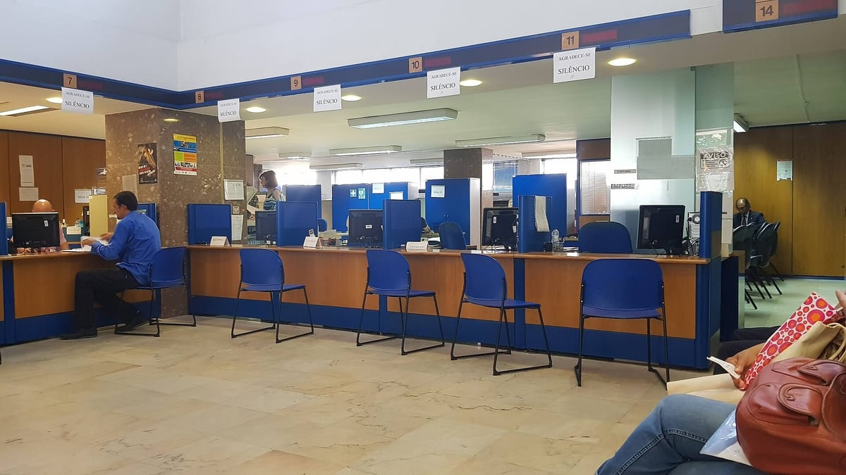 Changing Your Name in Portugal in 2026: A Practical Guide to the Six Words You Get, the Free Routes and the 200 Euro Special Process