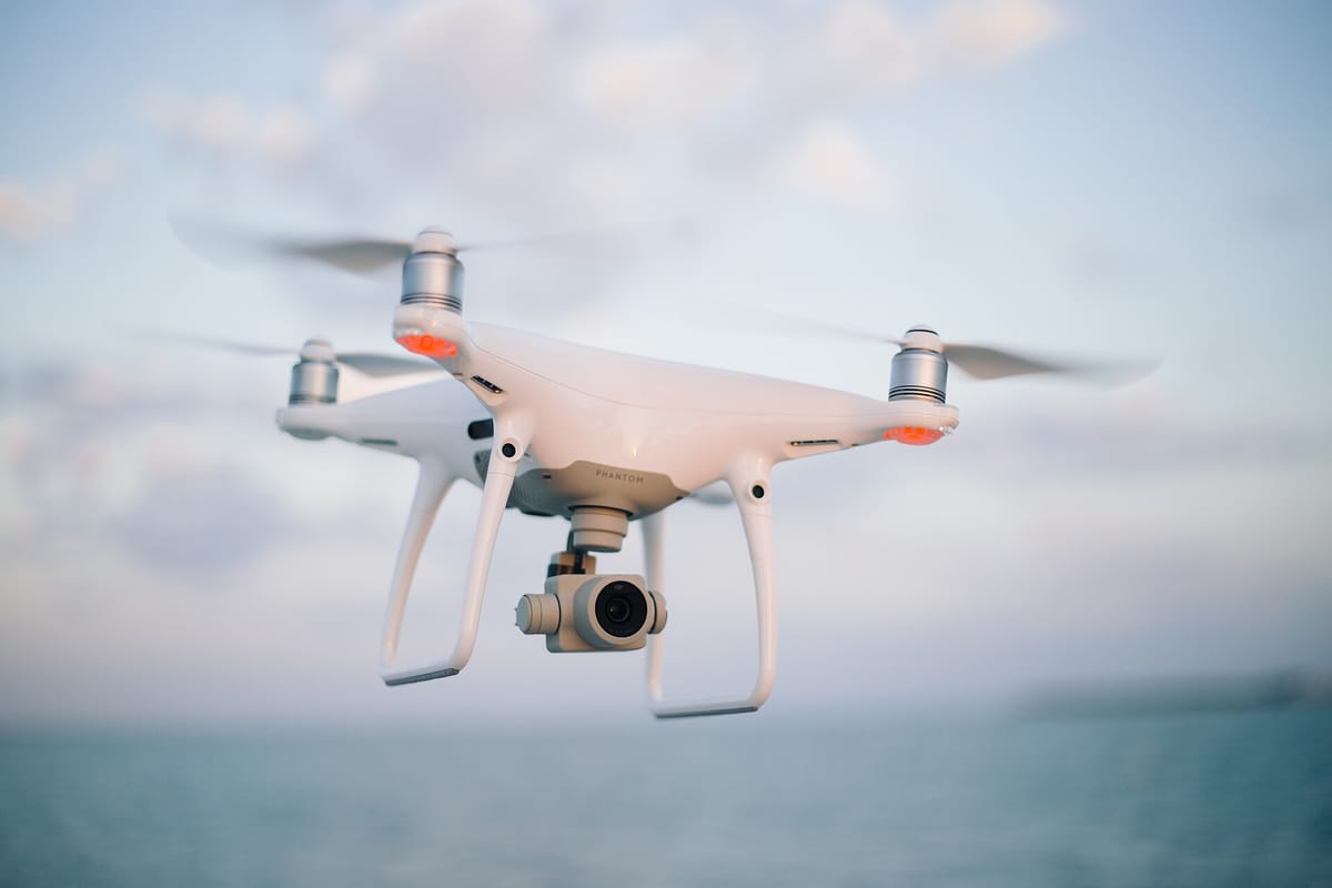 Flying a Drone in Portugal in 2026: A Practical Guide to Registration at 250 Grams, the 120 Metre Ceiling and Compulsory Insurance Above 900 Grams