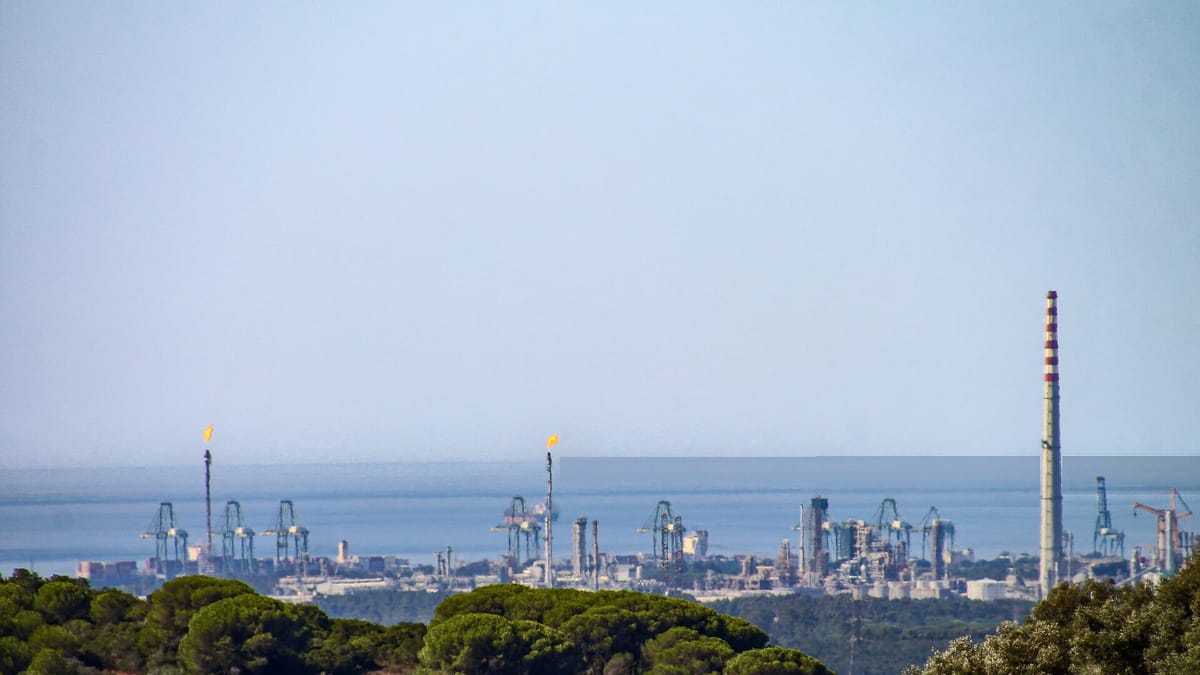 Markets, Business & Tech Briefing: OPEC+ Freezes October Output, Portugal Sells Bonds on ECB Day, Utmost Opens a Lisbon Arm
