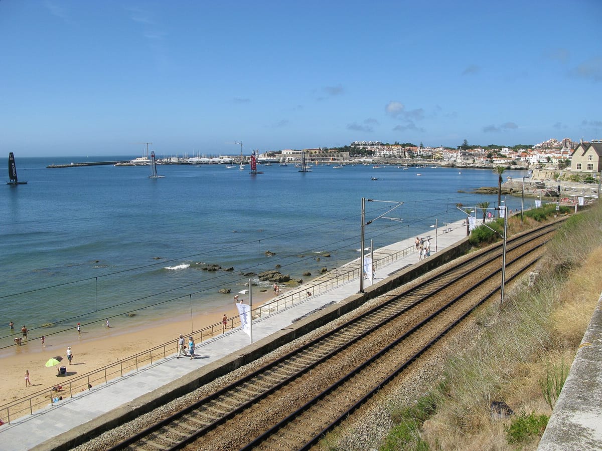 Cascais Raises Its University Grants by Half: 1,250 or 1,750 Euros a Year, and Permanent Residents May Apply Until 16 October
