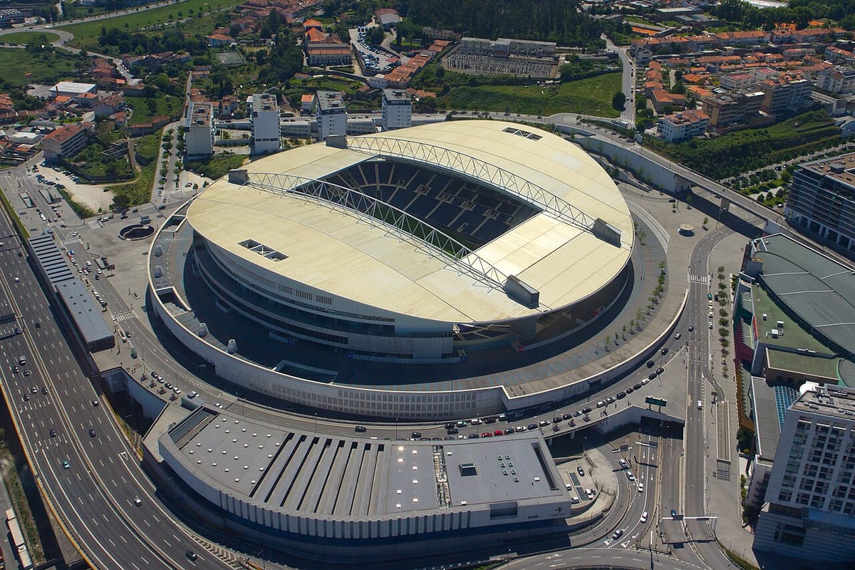 The Porto Brief, Week of 27 September 2026: FC Porto Beat Benfica to Go Five Points Clear, No Exceptions on the VCI, and the Medical School's Director Is Suspended