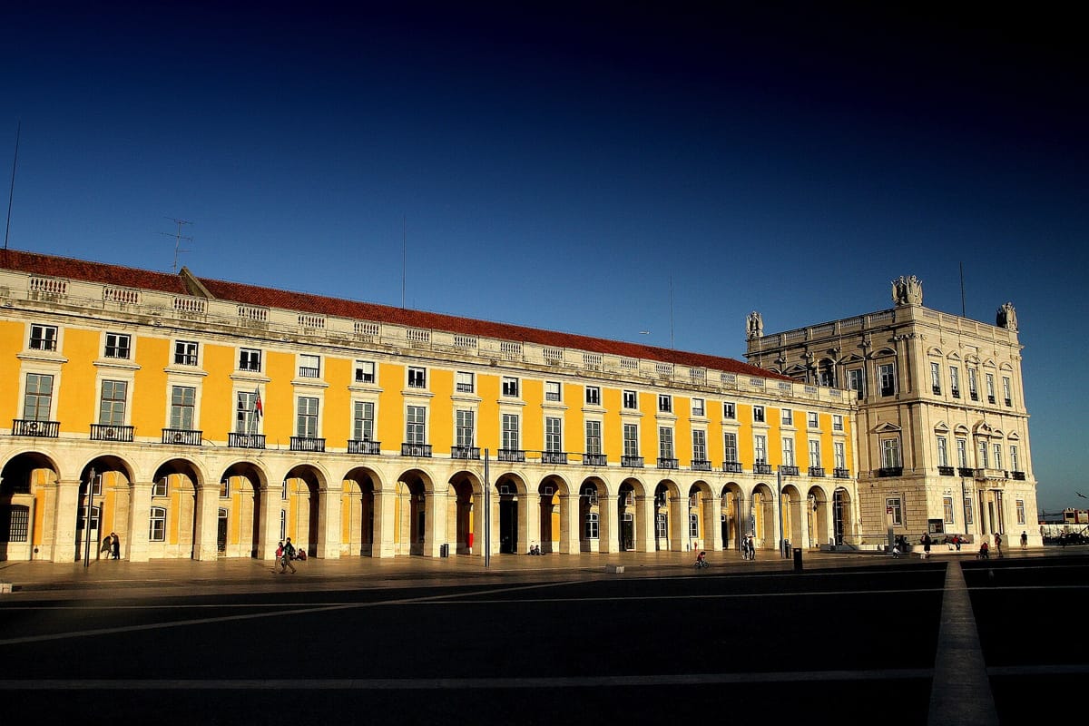 Luís Neves Removes the Interior Ministry's Top Civil Servant After a Clash Over Who Supervises the SIRESP Emergency Network