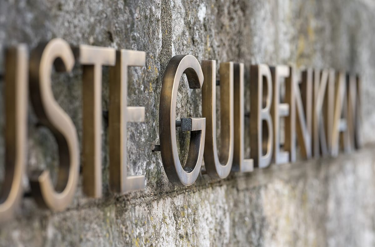 Free Legal Advice for Immigrants Comes to 17 Councils as the Bar Association Staffs Lawyer Rotas at Gulbenkian-Backed Projects