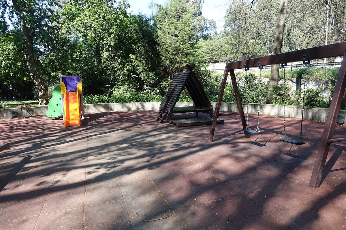 Becoming a Foster Family in Portugal