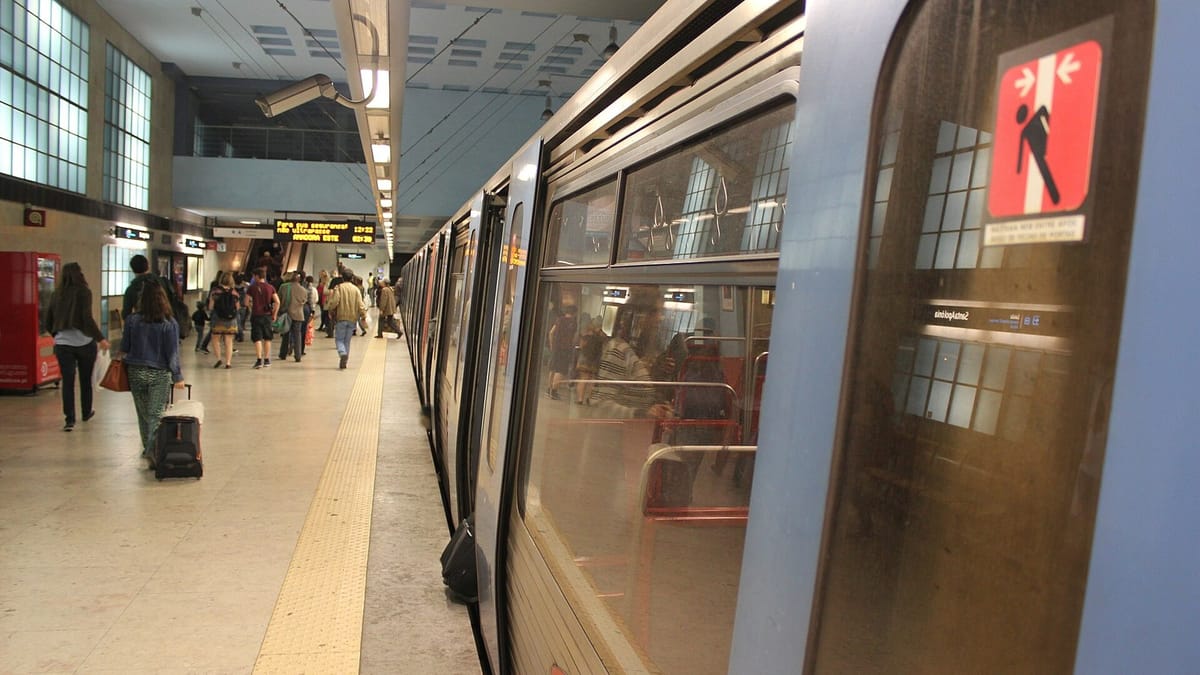 Santa Apolónia Loses Its Metro for More Than a Year, and Lisbon Opts Against a Shuttle Bus