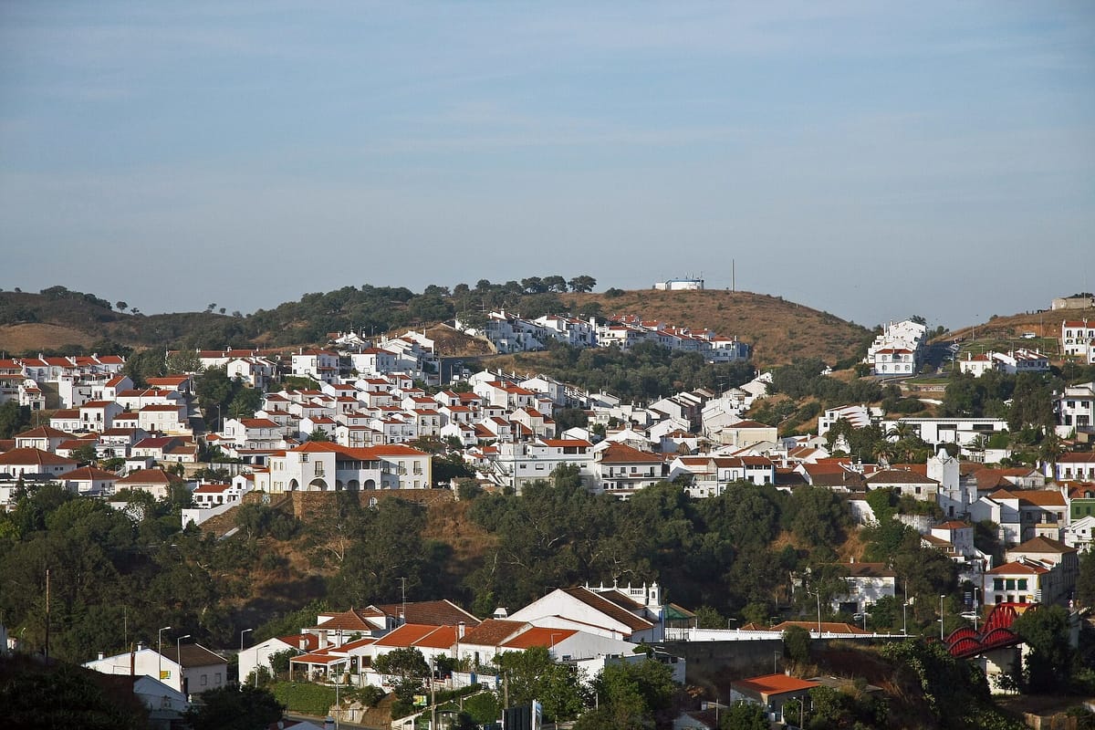 Odemira and Guarda Prisons No Longer Take Women, So Tires and Santa Cruz do Bispo Are the Mainland's Only Women's Jails