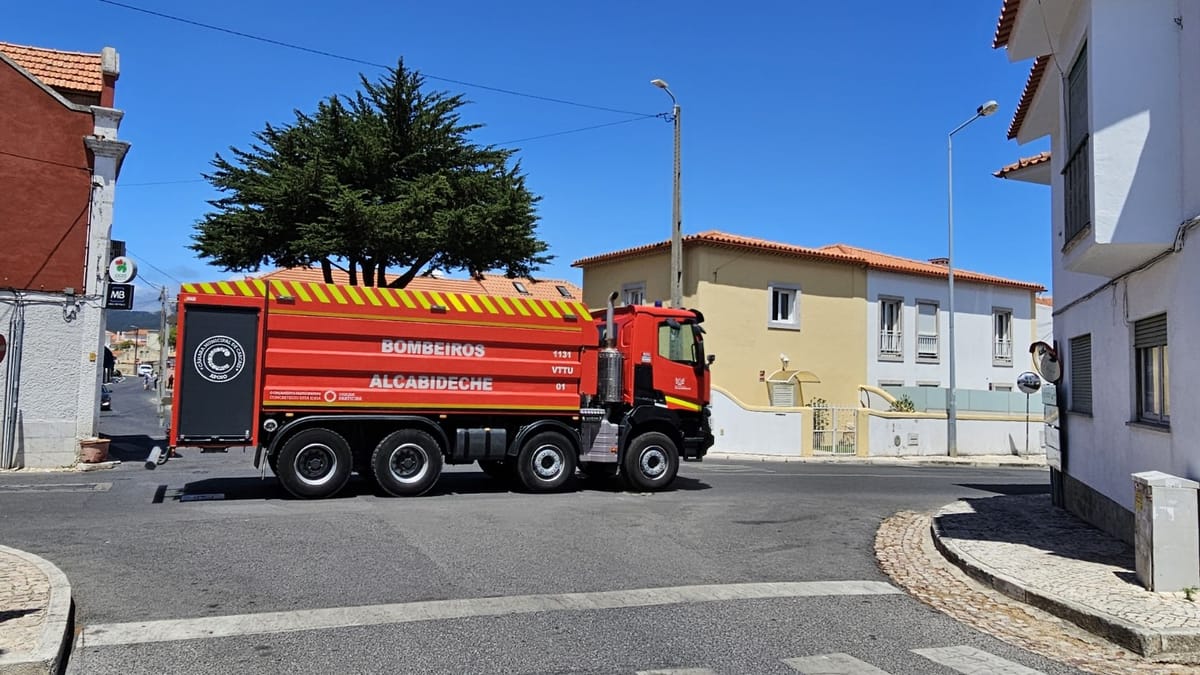 Seguro Signs the Second Round of Fuel Aid: 420 Euros a Bus, 120 a Taxi and 600 per Charity, While Fire Brigades Still Wait on the First