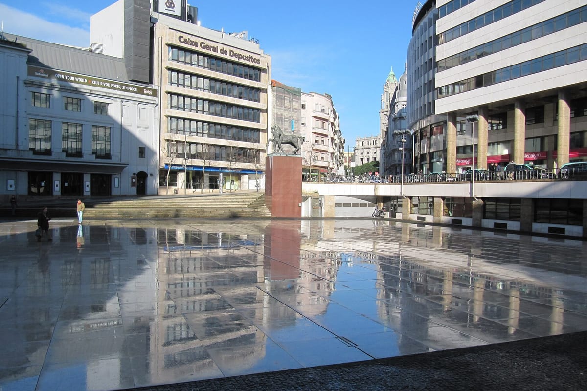 Police Dismantle Porto's Housing Protest Camp at Dawn, and the Campers Summon Parties and Unions to an Assembly on Wednesday