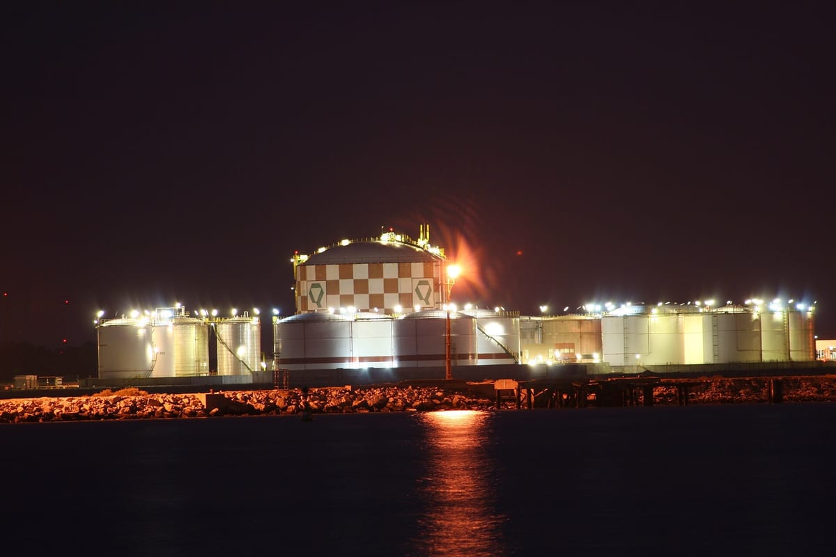 Almada's 1960s NATO Fuel Depot Overhaul Slips a Year After a Pipeline Inspection, With a 5.96 Million Euro Ceiling and a December Finish