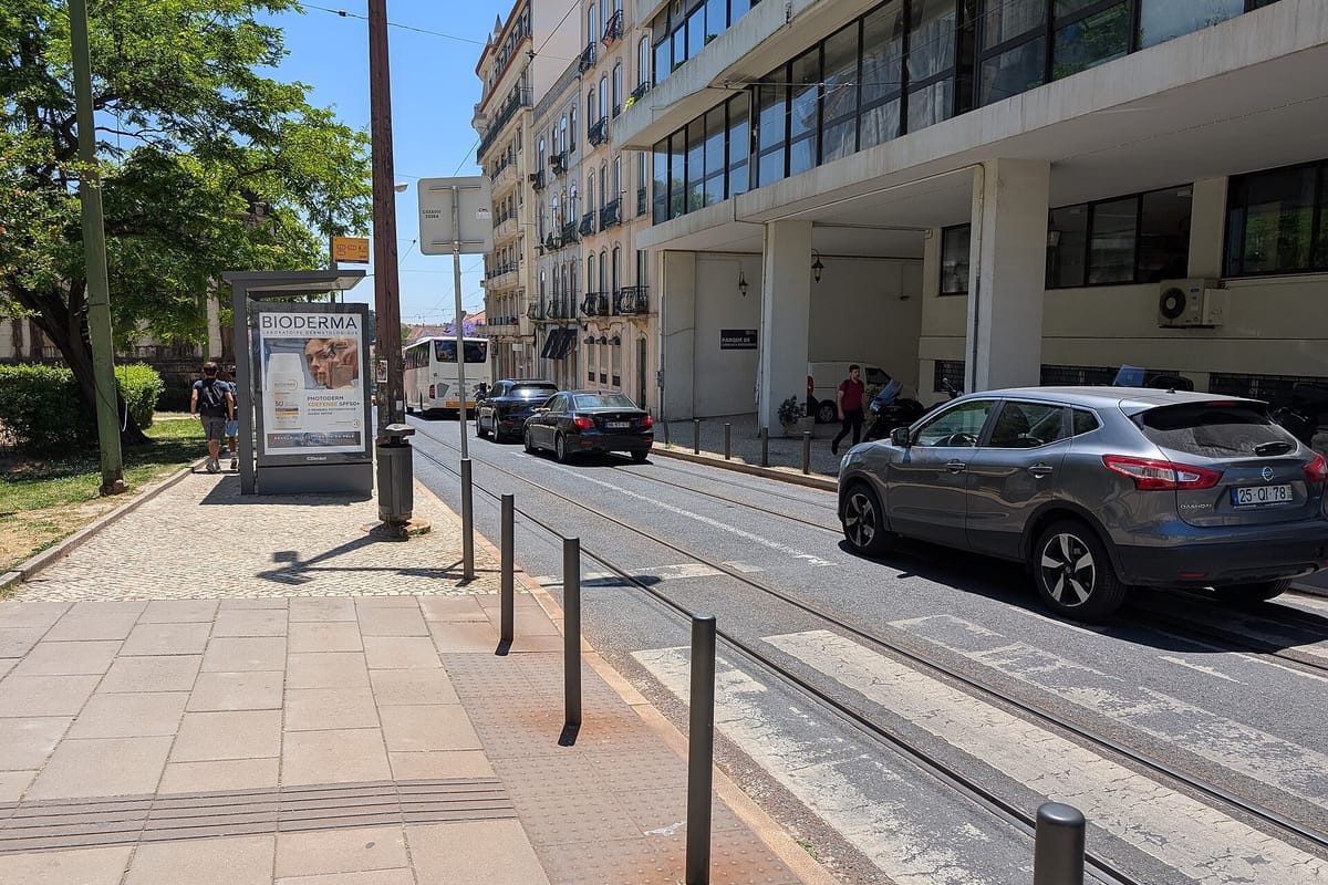 A Portuguese Ride-Hailing App Registers 500 Drivers in Ten Days, Taking a 15 Percent Cut, and Heads for Porto and Braga Next