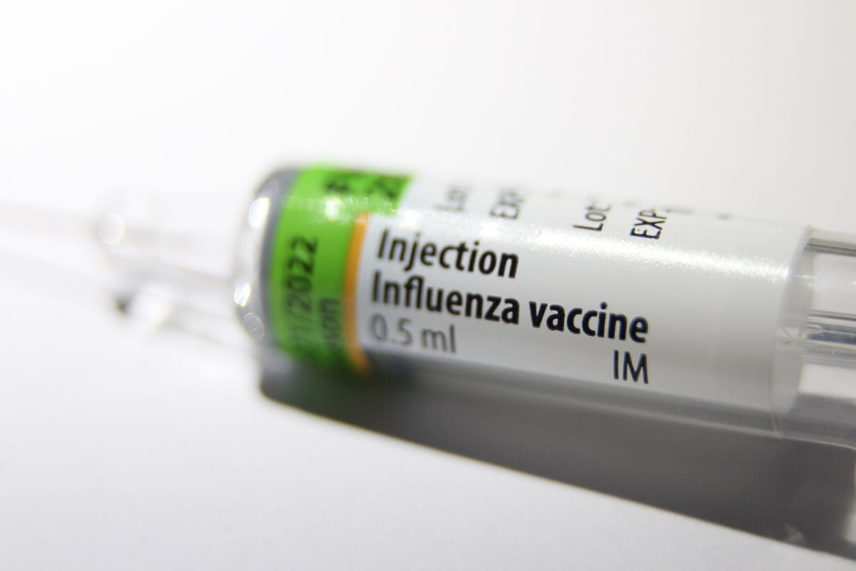 More Than 500,000 People Get a Flu Jab in the Campaign's First 12 Days, Three in Five of Them at a Pharmacy