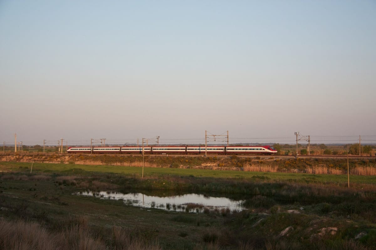 Lisbon to Porto High-Speed Rail: IP Weighs Splitting the 130-Kilometre Soure to Carregado Stretch Into Two PPPs, With the Tender Due by Year End
