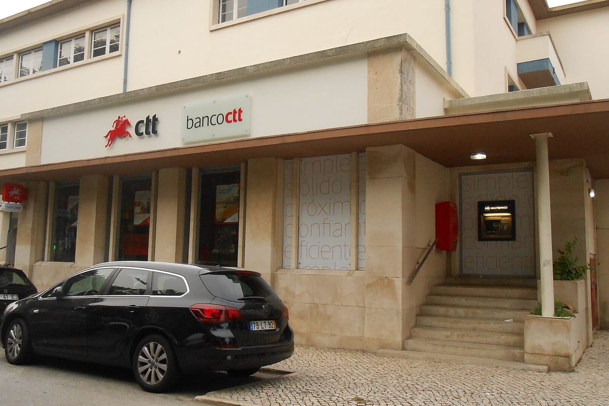 Banco CTT Switches Off Its App, Homebanking and MB WAY Transfers Until Monday for a Systems Update, but Cards and Cash Withdrawals Still Work