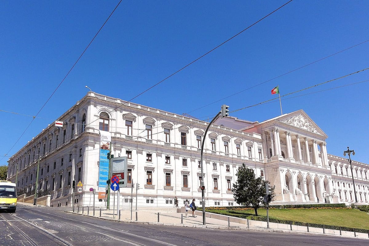 Parliament Backs a New Statute for Portugal's Fertility Regulator That Would Make Its Say on New Clinics Binding