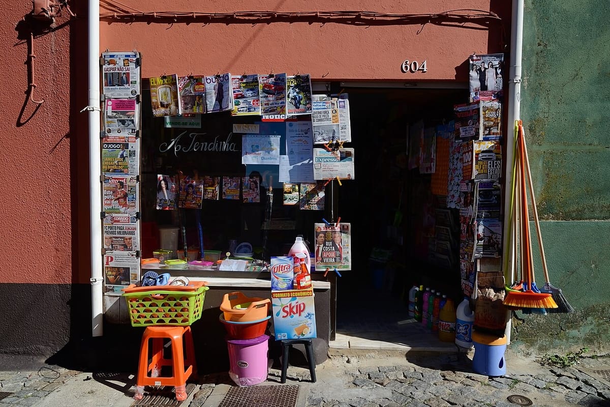 Vasp Wins Both Lots of the State's 2.3 Million Euro Contract to Keep Newspapers on Sale in Every Mainland Municipality