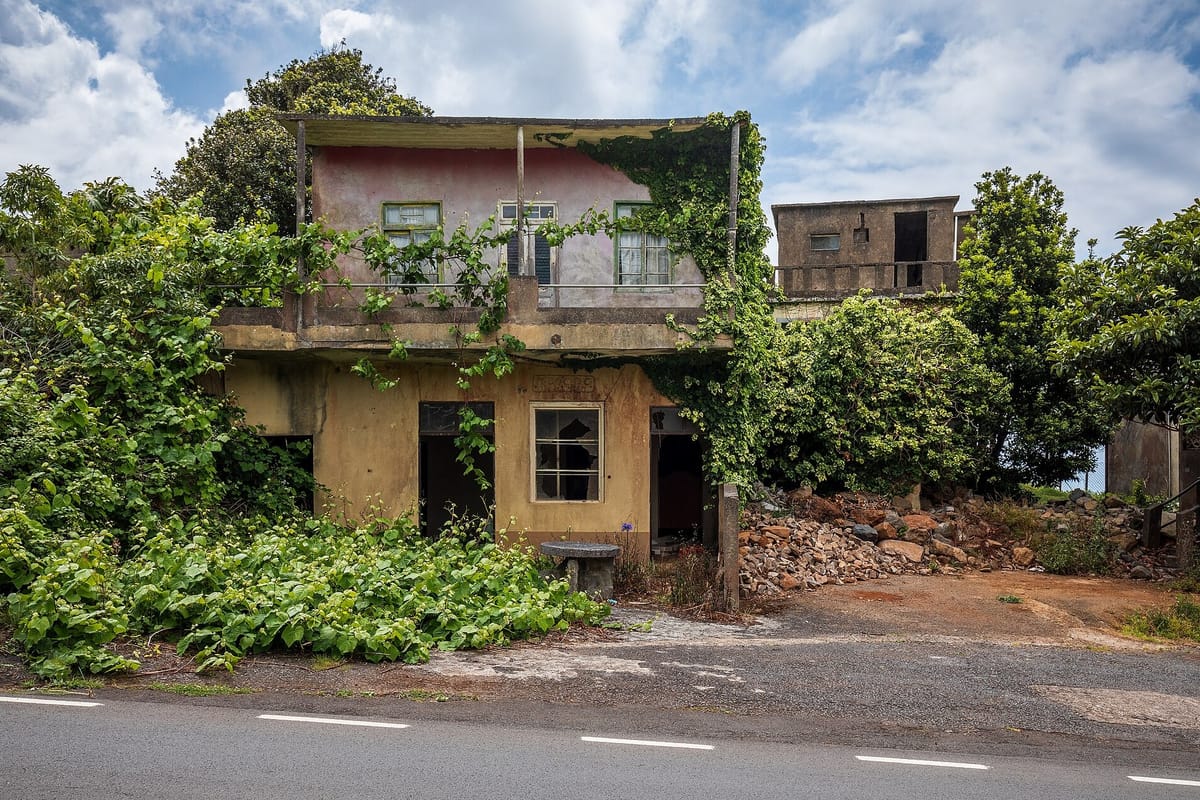Any Heir Could Force the Court Sale of an Inherited Home Left Undivided for Two Years Under a Succession Reform Signed Off on Thursday