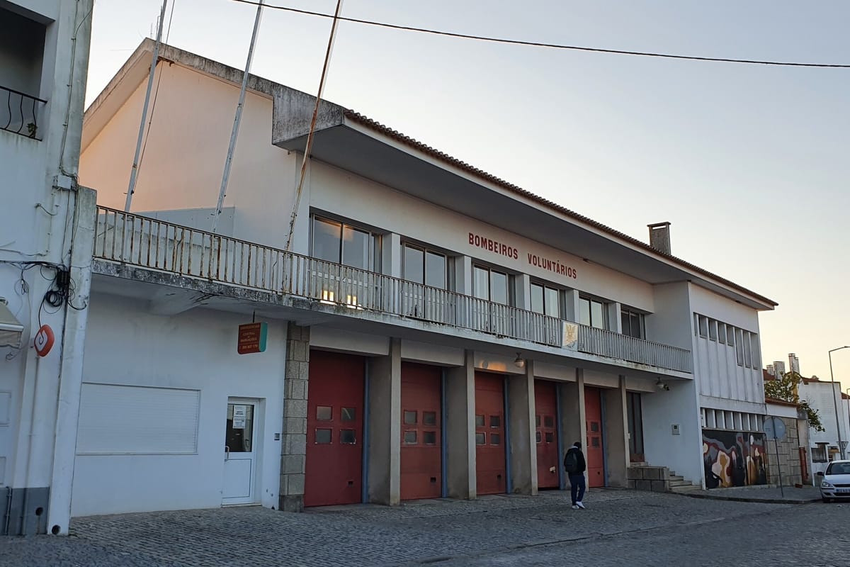Portugal's Volunteer Fire Brigades Press for a Funding Contract, Calling a Promised 5 Percent Rise on 37 Million Euros Too Uncertain