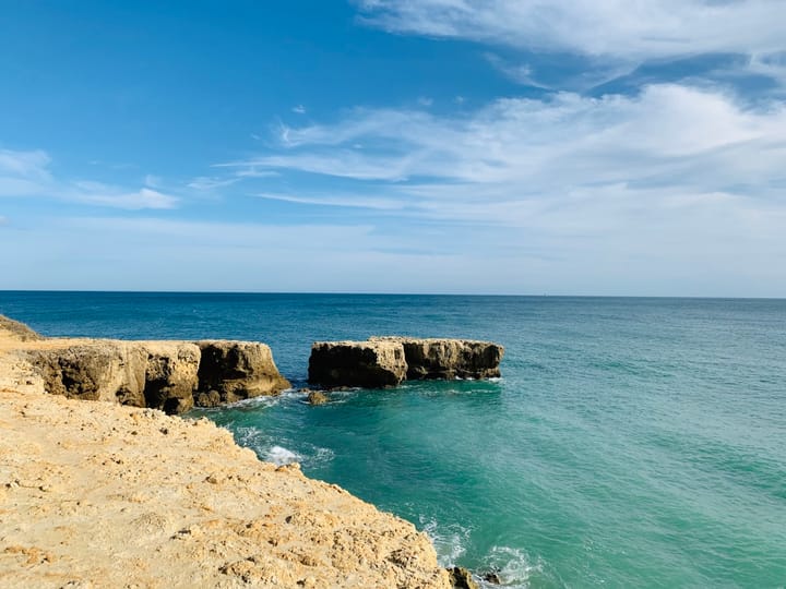 Jet2 Boeing 737 Makes Emergency Landing at Faro After Crew Reports Cabin Smoke — All 141 Passengers Safe