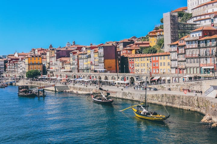 Sec State Tiago Macieirinha Refuses Foundation Status to Fundação Livraria Lello — Despacho in Wednesday's Diário da República Closes the File Opened on Porto Bookstore's 118th Anniversary