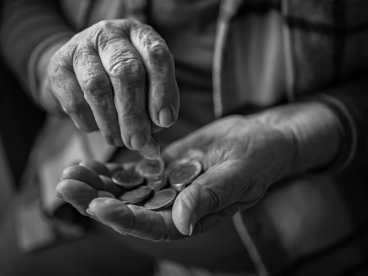 Complemento Solidário Para Idosos Climbs to 239,771 Beneficiaries in March 2026 — 11% Year-on-Year Growth as the Reference Value Marches Toward €870 by 2029