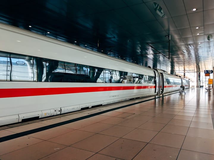 European Commission Drafts 'Uma Viagem, Um Bilhete' Cross-Operator Rail Rule on Tuesday 13 May 2026 — €7.78 Billion Passenger Savings by 2050, 2027 Operator Deadline, Five-Month Advance-Sale Window and Single-Refund Pipeline