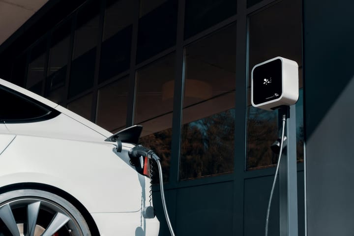Electric Vehicle Charging in Portugal in 2026 — A Practical Guide to the Mobi.E Network, the CEME/OPC Split, the EGME Tariff That Dropped 30.8% on 1 January, the Via Verde Eletric Super-Chargers and How EDP, Galp, Endesa and Iberdrola Price the Same kWh