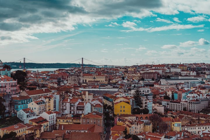 Banco de Portugal Maps Net External Debt at a Twenty-Year Low of 35.67% of GDP in Q1 2026 — €111 Billion Stock and a -50.5% International Investment Position Anchor the Improvement