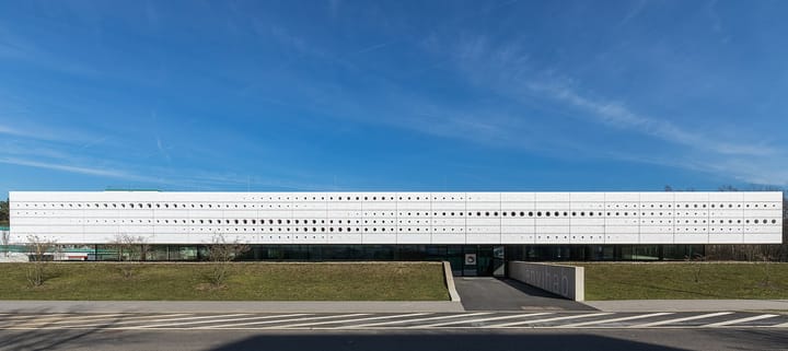 Five Timed Minutes of Shower Twice a Week: A Porto Engineer Came Out of 100 Days Sealed in a Windowless Room for the European Space Agency