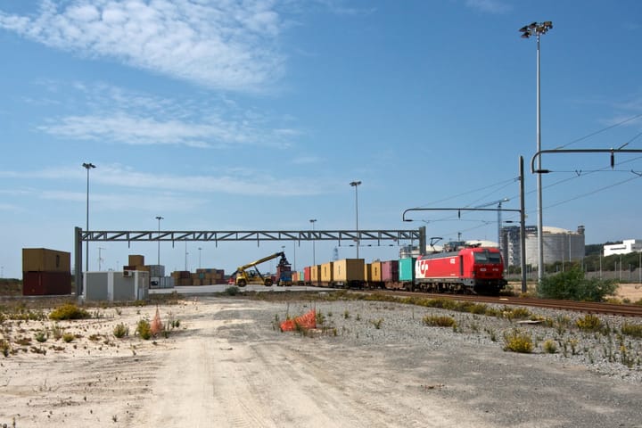 June Imports Climb Nearly 20% and Outrun Exports, Deepening Portugal's Trade Gap